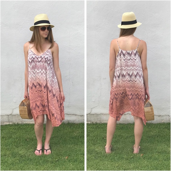 Paper Crane Dresses & Skirts - Chevron print Rose Ombré Trapeze dress NWT